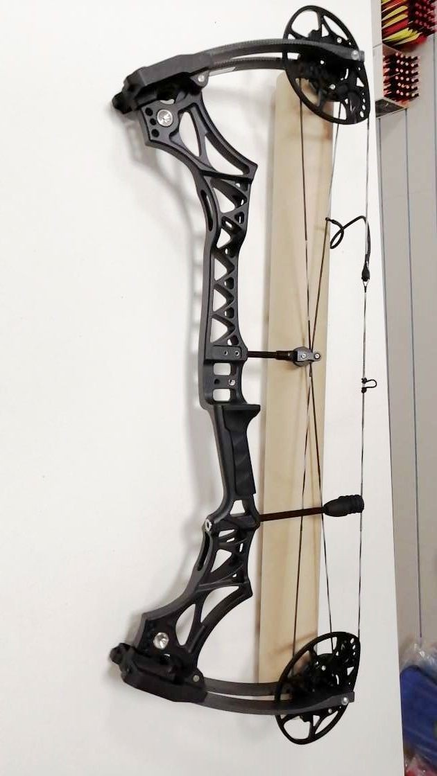 Junxing M128 Hunting Bow: Best Affordable Professional Hunting Recurve Bow